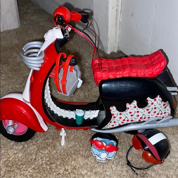 monster high ghoulia scooter
